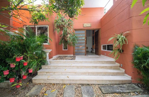 Bocachica Villa | Spacious 5-bedroom villa with AC and WiFi in welcoming Cartagena