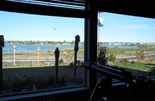 Moses Lake House | Spacious 5BR Luxury Home- Yards from Moses Lake public launch & docks sleeps 14