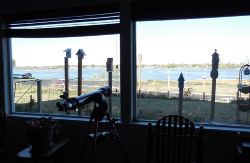 Moses Lake House | Spacious 5BR Luxury Home- Yards from Moses Lake public launch & docks sleeps 14