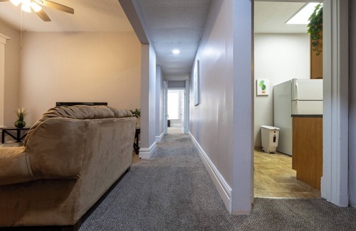 Central West End House | Spacious 5BR Retreat in Charming Central West End