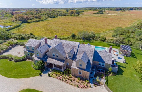 Polpis Villa | Spacious 6-bedroom luxury villa on edge of Nantucket Nature reserve; full gym.