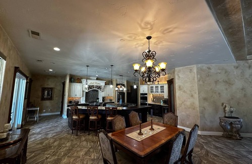 Lakeport House | Spacious 6-bedroom Tuscan style on 18 acres in Lakeport with WiFi, Pool, Gated.