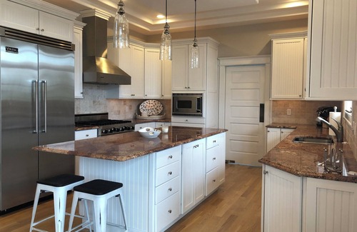 Loveladies House | Spacious 6-bedroom lagoon front house in enchanting Loveladies LBI