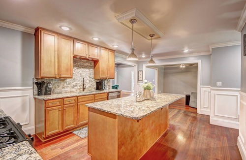 Douglasville House | Spacious 6-bedroom pool estate in charming Douglasville with WiFi, AC