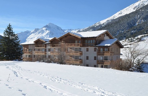 Val Cenis Apartment | Spacious 6-Person Apartment at the Foot of the Slopes in Val Cenis