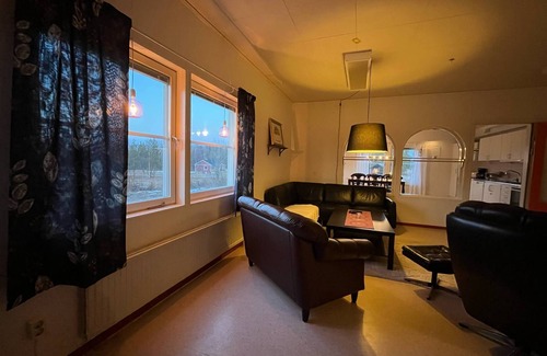 Tarendo House | Spacious 6bedroom 4bathroom house in Tärendö