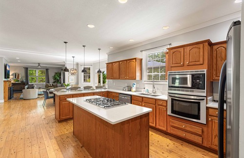 Leicester House | Spacious 7-Bedroom Retreat in Leicester, NC - Perfect for Family Getaways!