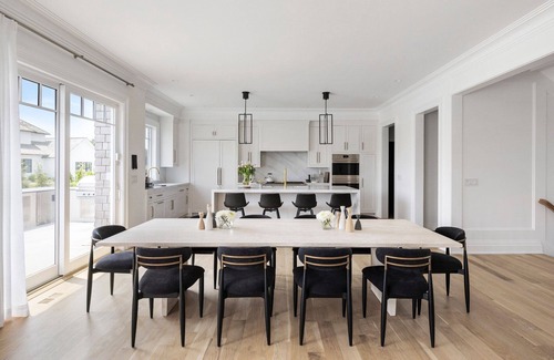 Southampton House | Spacious 7-bedroom house with fitness room, WiFi in delightful Southampton