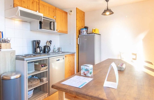 Saint-Sorlin-d'Arves Apartment | Spacious apt 8 ppl, near the ski station