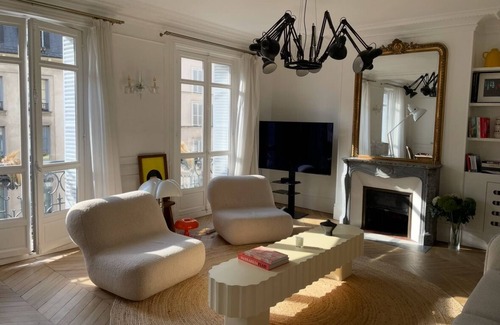 Jardin des plantes Apartment | Spacious and bright 3-bedroom apartment in the heart of the Latin Quarter