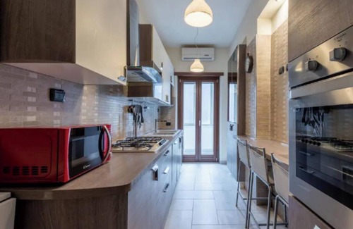 Vatican Apartment | Spacious and Bright Apartment in Vaticano Prati district of Romen