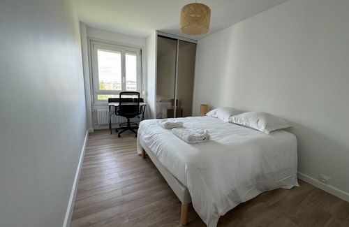 La Pierre Heuze North Apartment | Spacious and comfortable 95 m² apartment