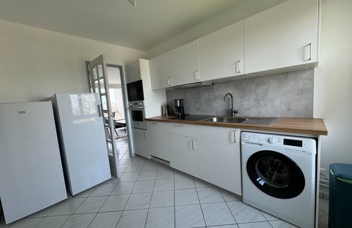 La Pierre Heuze North Apartment | Spacious and comfortable 95 m² apartment