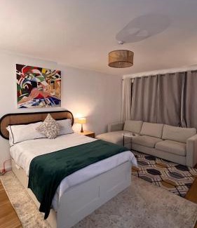 Warwick House | Spacious and comfortable Central London Room, near Victoria