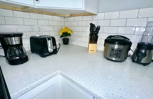 Conyers House | Spacious and comforting 2B/2ba