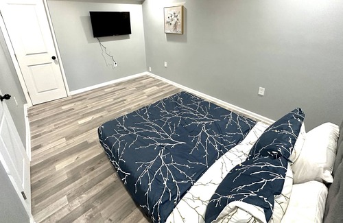 Conyers House | Spacious and comforting 2B/2ba