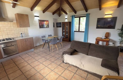 Lajares Villa | Spacious and independent villa with private garden in Lajares.
