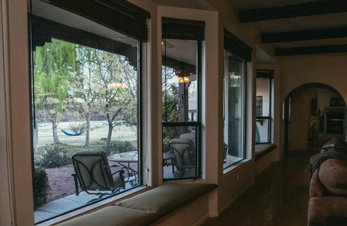 Cornville House | Spacious and modern comforts in a southwest ranch setting