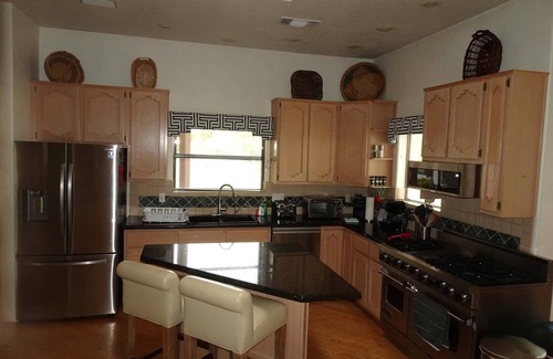 Cornville House | Spacious and modern comforts on a southwest ranch