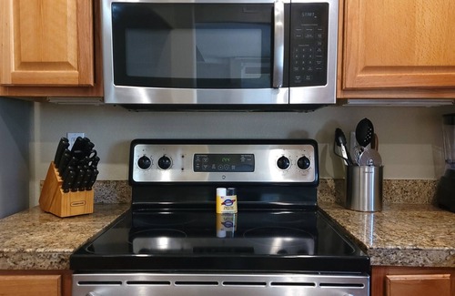 Highlands Ranch Condo | Spacious and Private 2-bedroom, 2-bathroom condo with a private 1-car garage.
