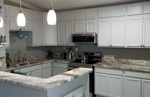 Coquina Key House | Spacious and stylish on coquina key private bedroom and dedicated bathroom.