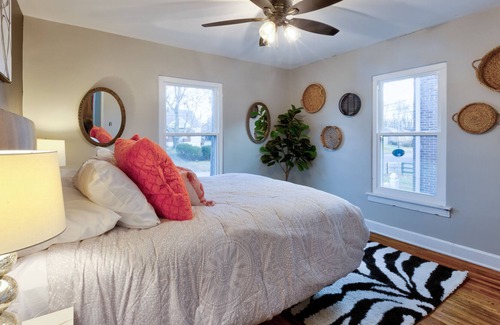 Southside House | Spacious and Stylish Living Quarters- 7 min from Churchill Downs