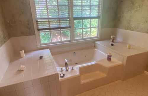 Winston - Salem House | Spacious and Surrounded by Natural Beauty