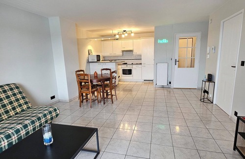 Ablon-sur-Seine Apartment | Spacious apartment. Overlooking the Seine, close to transport links.