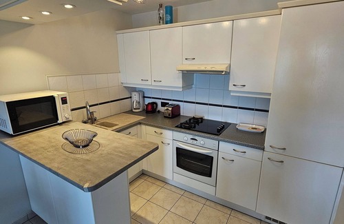 Ablon-sur-Seine Apartment | Spacious apartment. Overlooking the Seine, close to transport links.