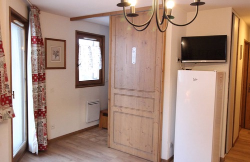 Val Cenis Apartment | Spacious Apartment at the Foot of the Slopes with Balcony
