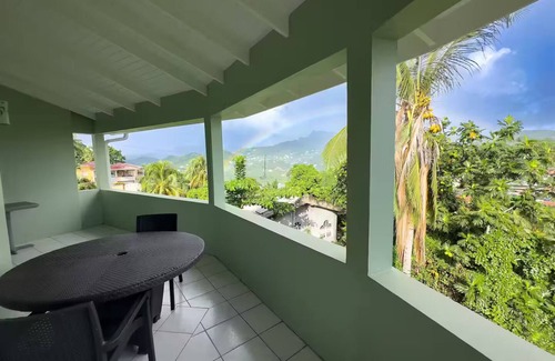 St. George's House | Spacious Apartment. Mountain & Sea Views.