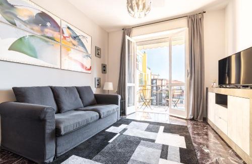 Arenzano Apartment | Spacious apartment 4 min to the beach
