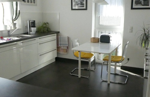 Reick Apartment | Spacious apartment close to the center