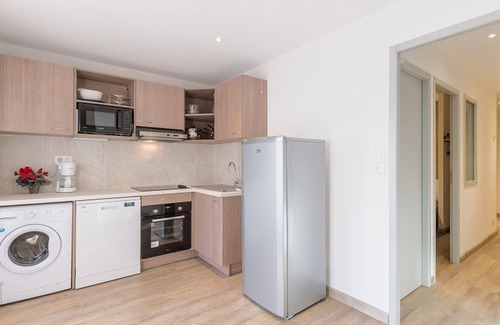 Briancon Apartment | Spacious Apartment · Direct Access to Ski Slopes · Free WiFi · Terrace