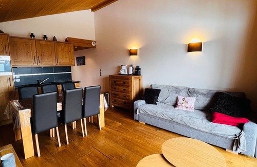Bisanne 1500 Apartment | Spacious apartment in Les Saisies with 2 bedrooms and covered parking