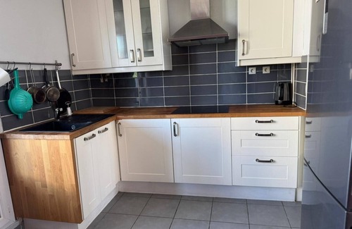 Croix-d'Argent Apartment | Spacious apartment - near park