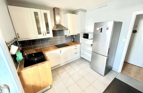 Croix-d'Argent Apartment | Spacious apartment - near park