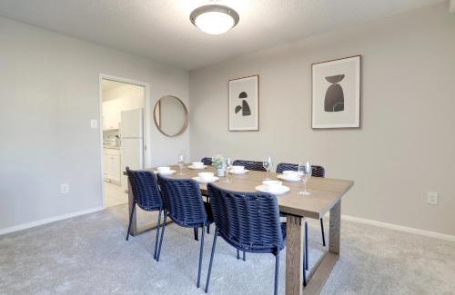 Aurora Highlands Apartment | Spacious Apartment Perfect to Leisure and Business