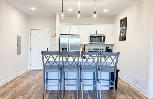 Chattanooga Apartment | Spacious Apartment only 2 minutes to DT, Game Room