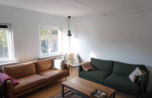 København N Condo | Spacious apartment with a balcony, 15 minutes from Copenhagen city center.
