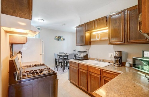 Ludlow Apartment | Spacious Apartment with Amazing views of Ohio River!