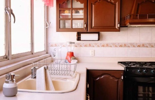 Oaxaca House | Spacious artsy home with fast WiFi