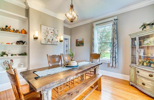 Athens - Sweetwater House | Spacious Athens Home about 1 Mi to Downtown!