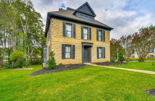 Athens - Sweetwater House | Spacious Athens Home about 1 Mi to Downtown!
