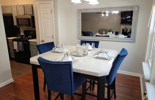Mableton House | Spacious Atl Gem near the Battery & Six Flags!
