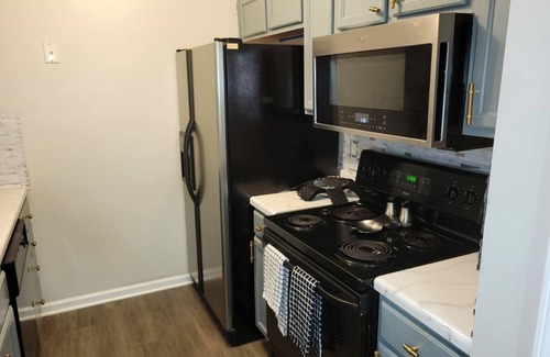 Mableton House | Spacious Atl Gem near the Battery & Six Flags!
