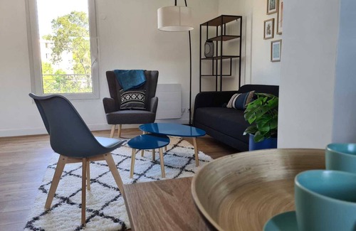 Le Pecq Apartment | Spacious attic duplex