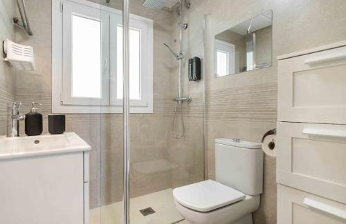 Capuchinos Apartment | Spacious & authentic apartment by REMS
