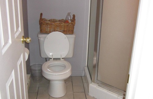 Ogden Condo | Spacious Basement Quarters with Private Bathroom - Pet Friendly