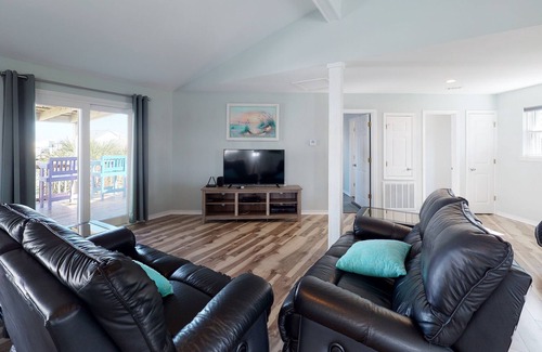 Royal Lagoons House | Spacious bay front getaway with dock, canal access, gas grill, & furnished deck
